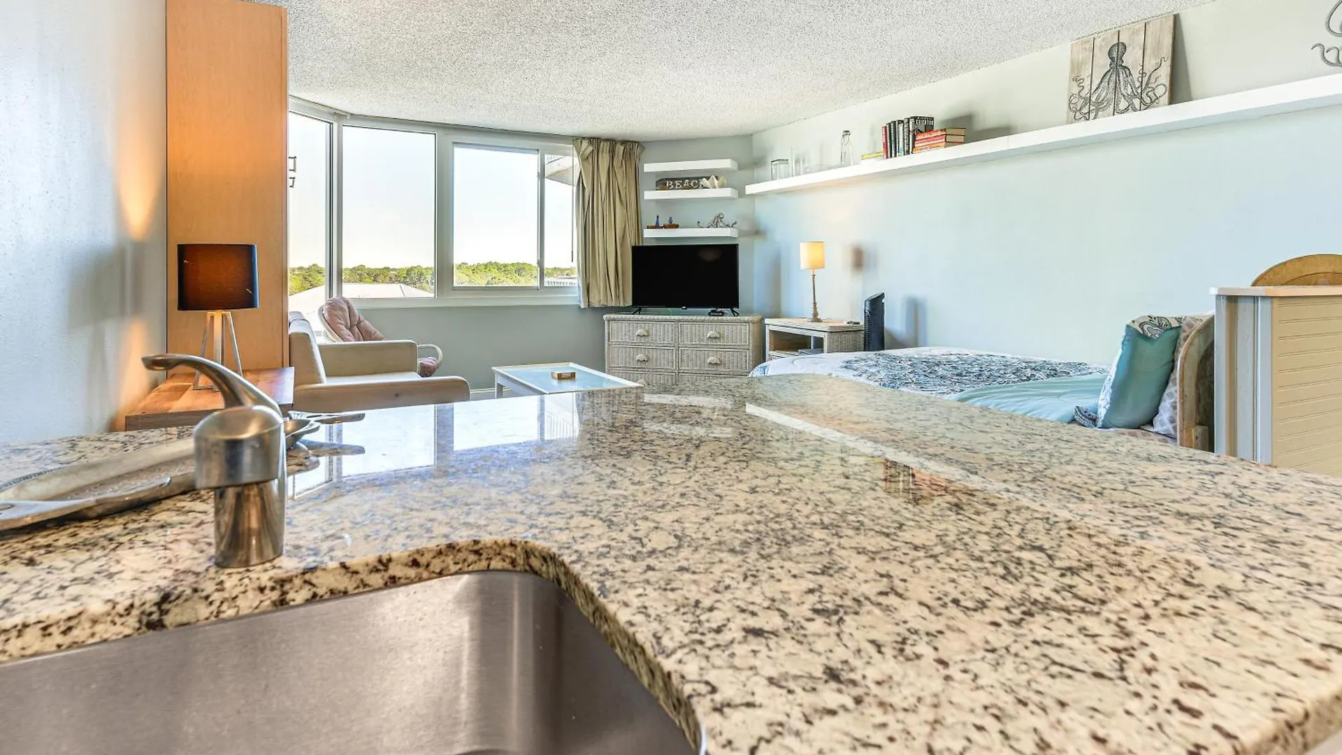 Pcb Coastal Condo With On-Site Beach Access! Panama City Beach